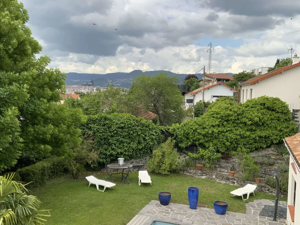 Giardino - Villa with Pool and Double Garage in Clermont-Chanteranne