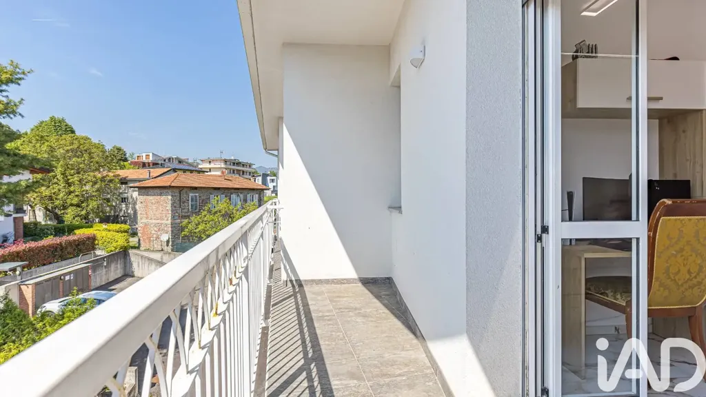 Balcon - Luxury Penthouse with Terraces in Cantù