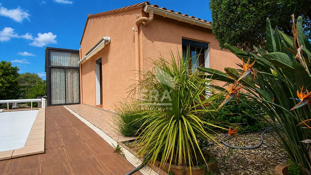 Piscine - Maison Plain Pied avec Piscine au Boulou