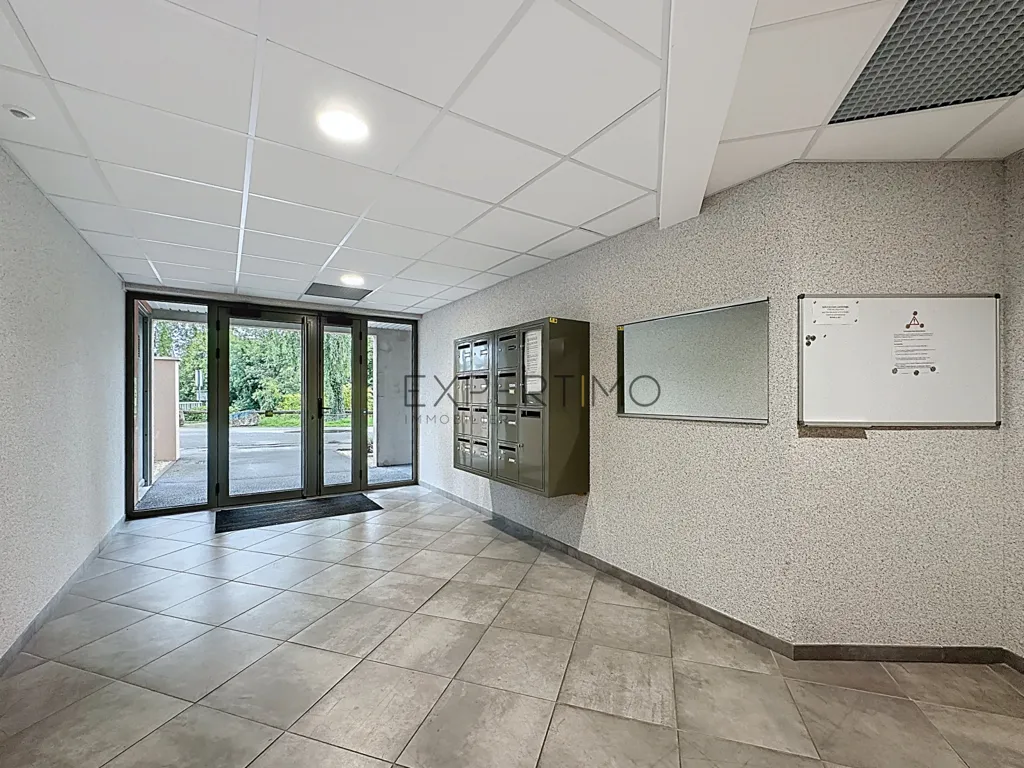 Entrée - Appartement T2 avec Terrasse à Louhans
