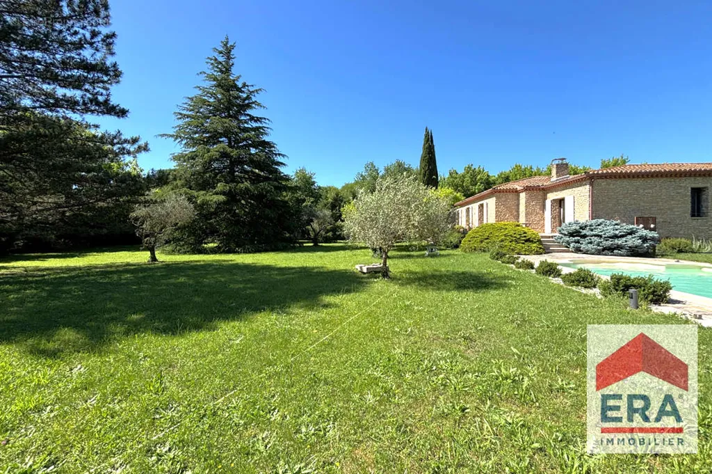 Aed - House with Pool in Carpentras
