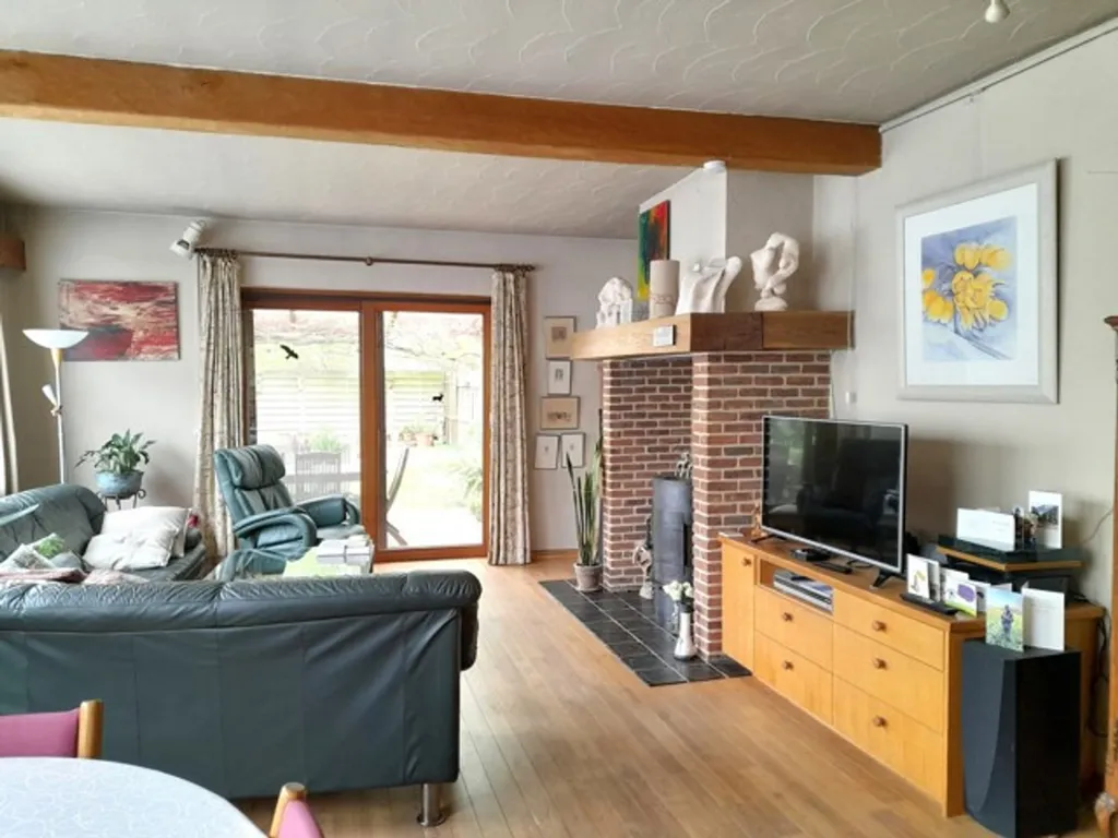 Living Room - Mixed-Use House with Garden in Nijlen