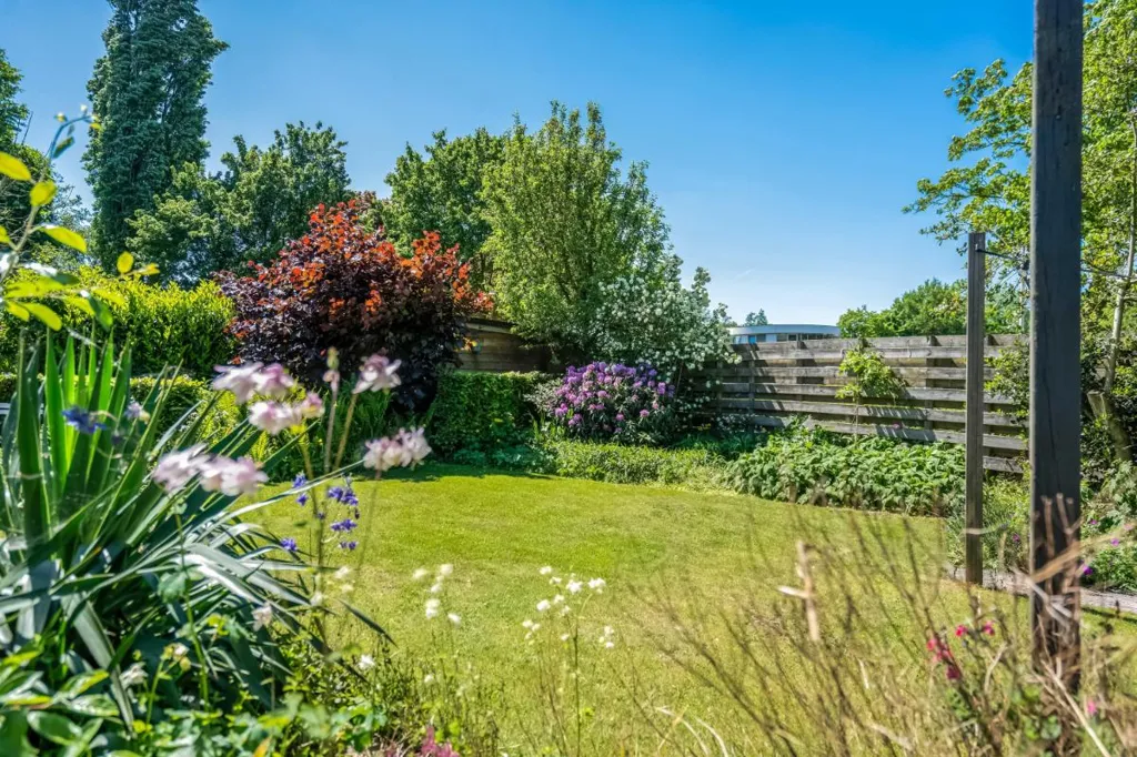 Jardin - Characterful Bungalow with Garden in Hasselt