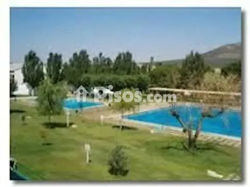 Piscine - Adjoined Houses with Rock Feature in Cabeza La Vaca
