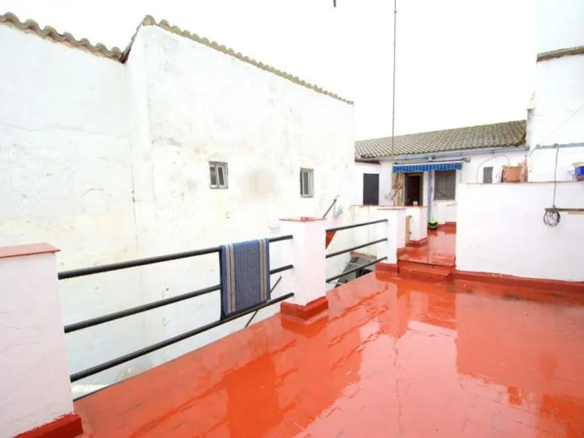 Terrasse - Traditional Chalet with Historic Charm in Cáceres