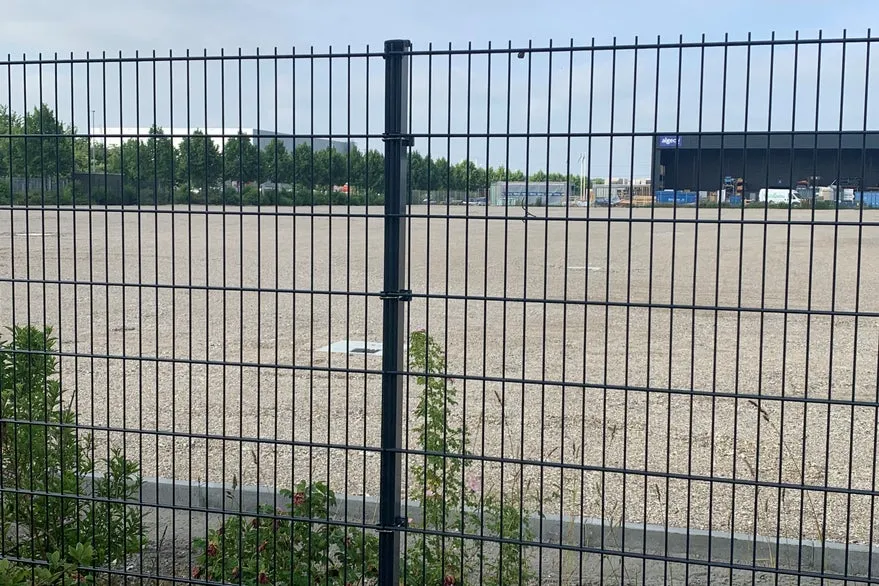 Aed - Secure Plot with Gravel in Køge