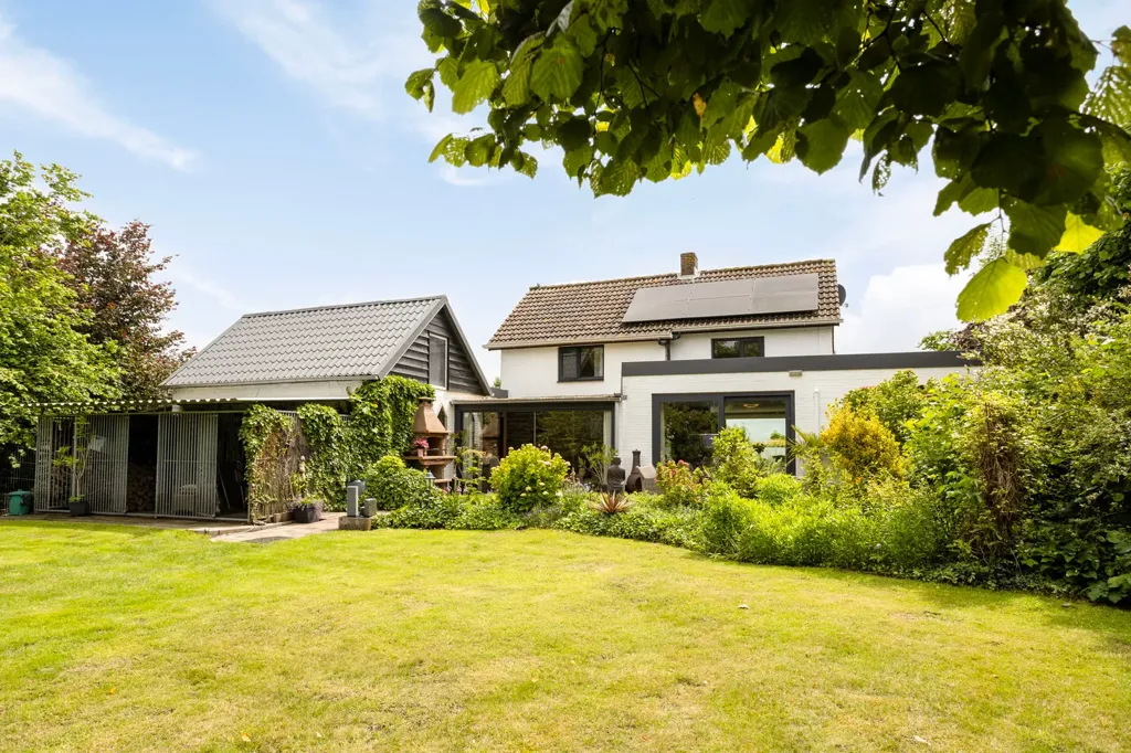 Jardin - Villa with Garden in Vogelwaarde