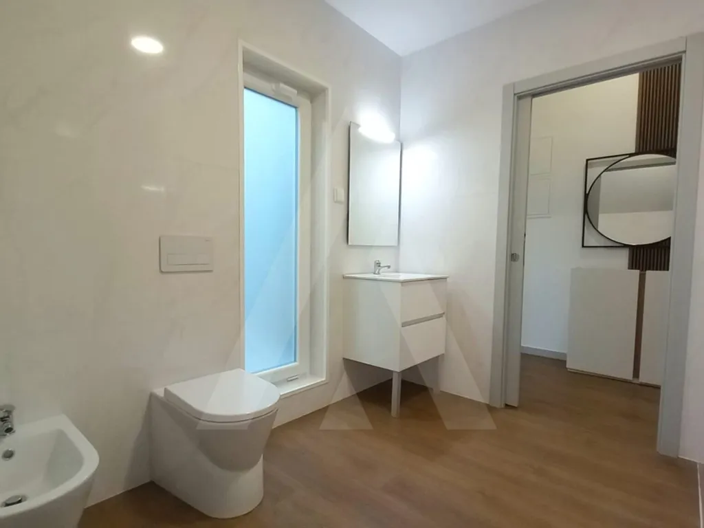 Vannitoad - Furnished Flat with City View in Aveiro Centre