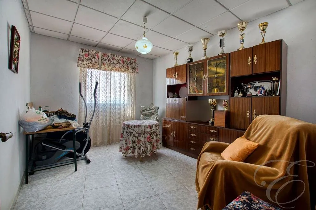 Kabinet - Equestrian Centre with Coastal Proximity in Torre del Mar