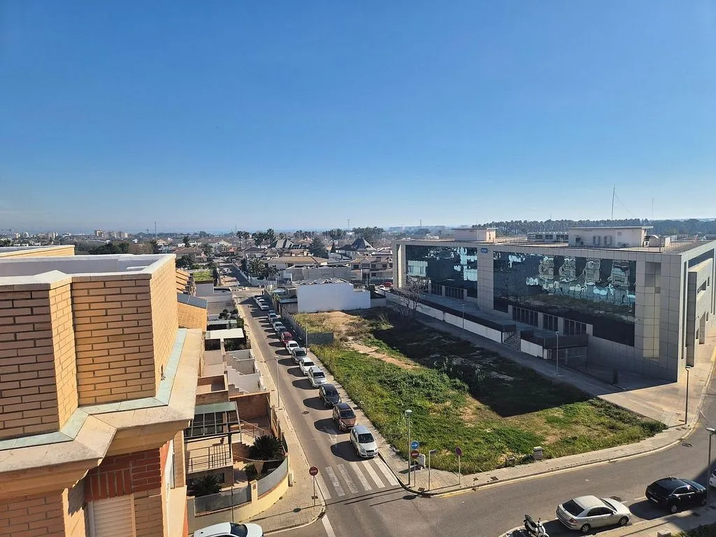 Balcón - Ático duplex con terraza en Carrer de l'Estatut Valencià