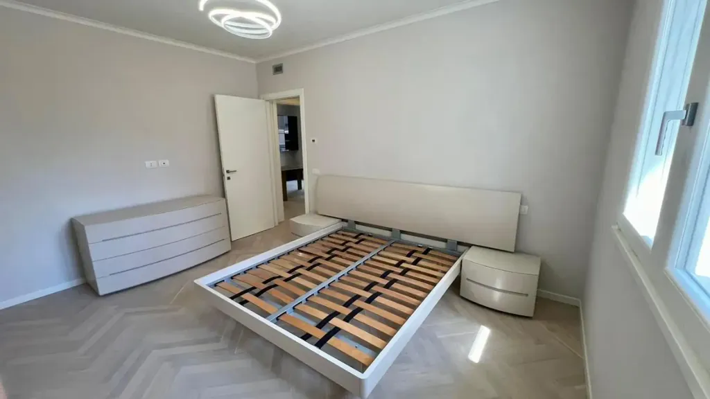 Chambres - Prestigious Apartment with Extensive Outdoor Space in Empoli