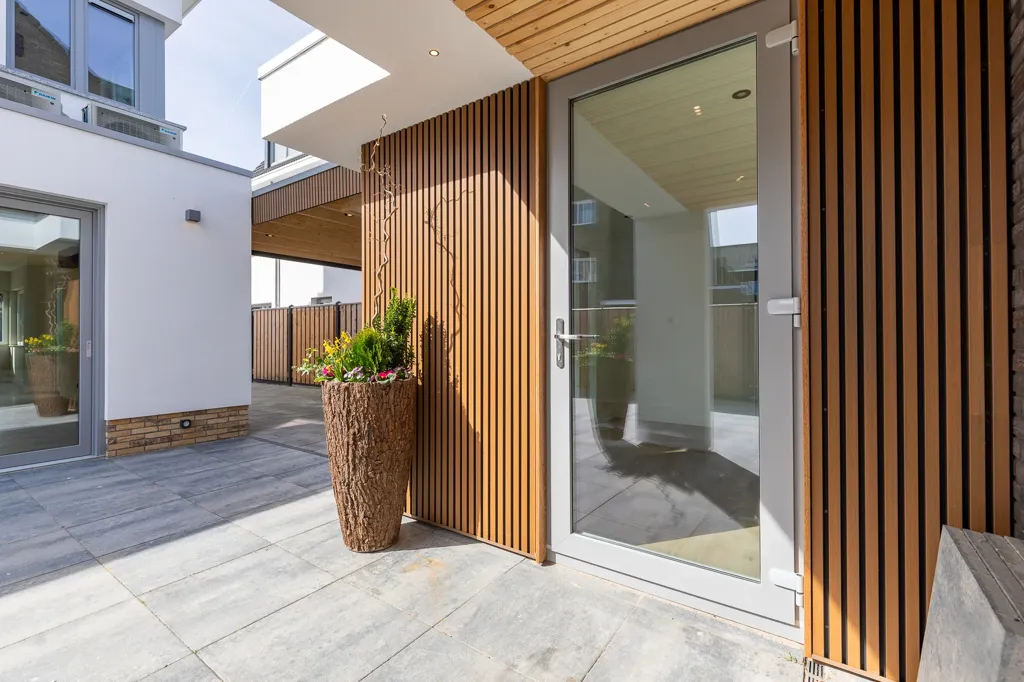 Terrasse - Modern Villa with Office in Nobelhorst