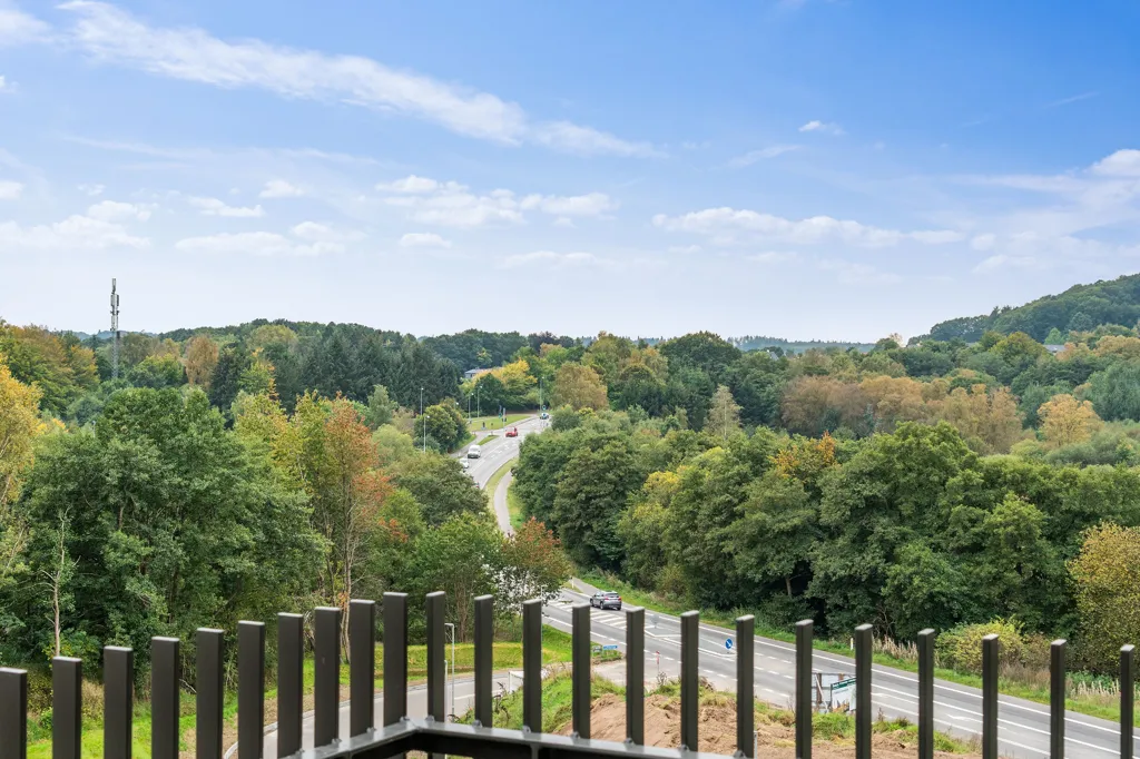 Balcone - Bright Apartment with Balcony in Silkeborg