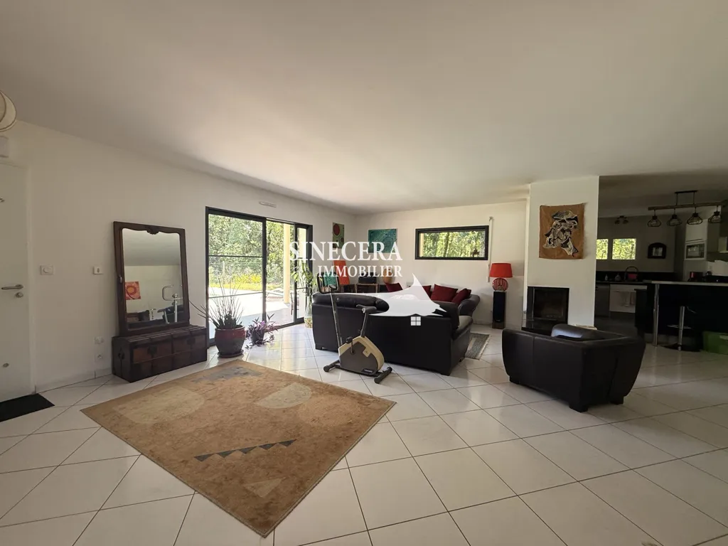 Séjour - Maison Contemporaine avec Piscine à Sanguinet