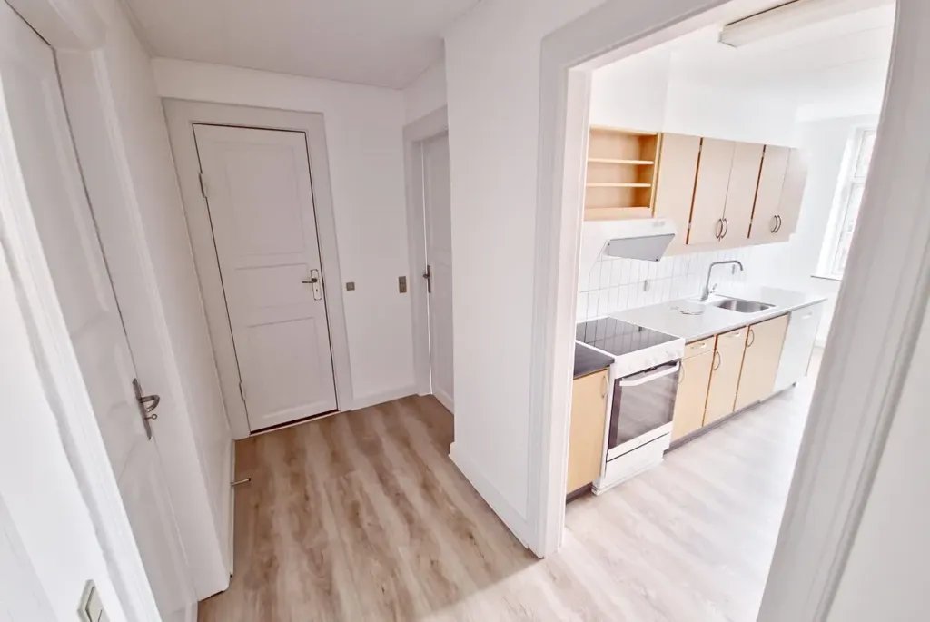 Cuisine - Bright 2-Bedroom Apartment with Parking in Denmark