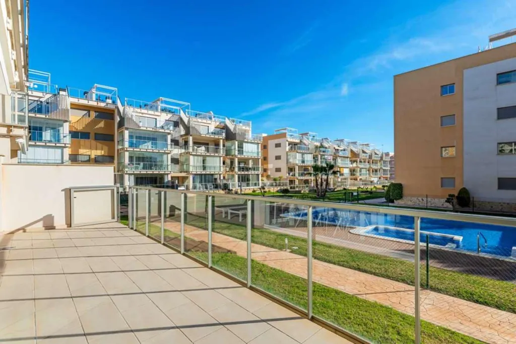 Piscine - Apartment with Pool in Villamartin, Alicante