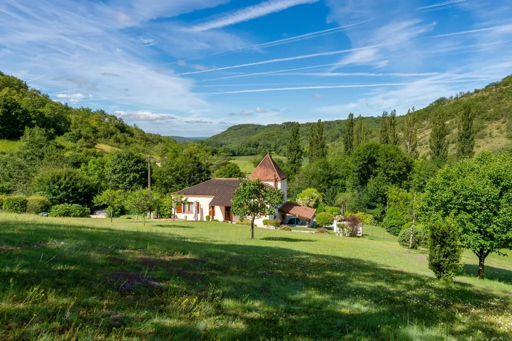 Giardino - House with Pool and Spa near Cahors