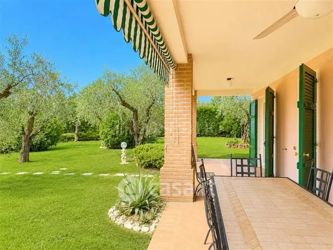 Terrass - Villa with Pool in Moniga del Garda