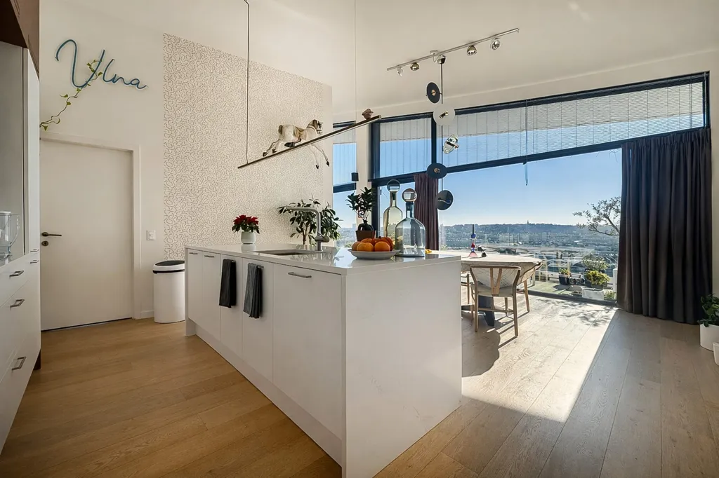 Cuisine - Penthouse avec Terrasse Panoramique au Cœur du Canal