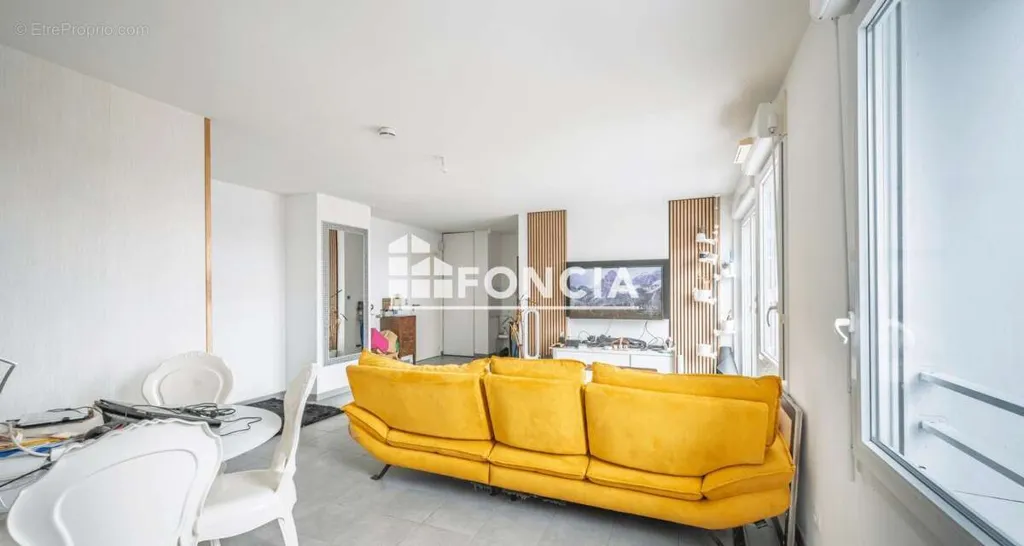 Séjour - Appartement T4 avec Grand Balcon-Terrasse à Malakoff