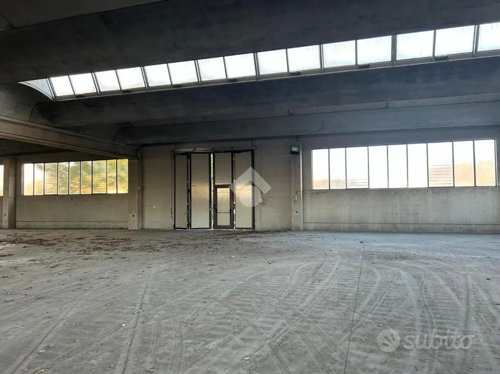 Stanze - Industrial Warehouse in Cellatica