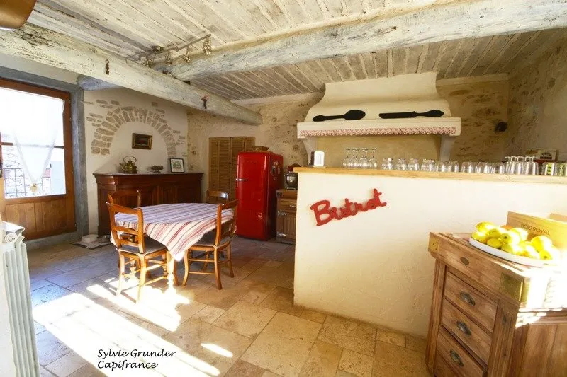 Cuisine - Bastide Rénovée avec Jardin à Eguilles