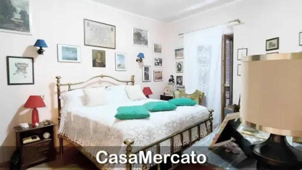 Magamistoad - Quadrilocale with Courtyard in Rocca di Papa