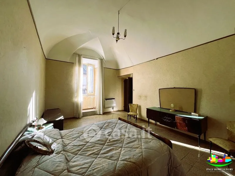 Chambres - Historic Quadrilocale with Lake View in Valentano