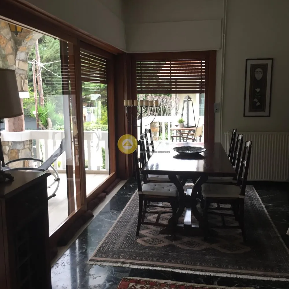 Maison 9 pièces à GR