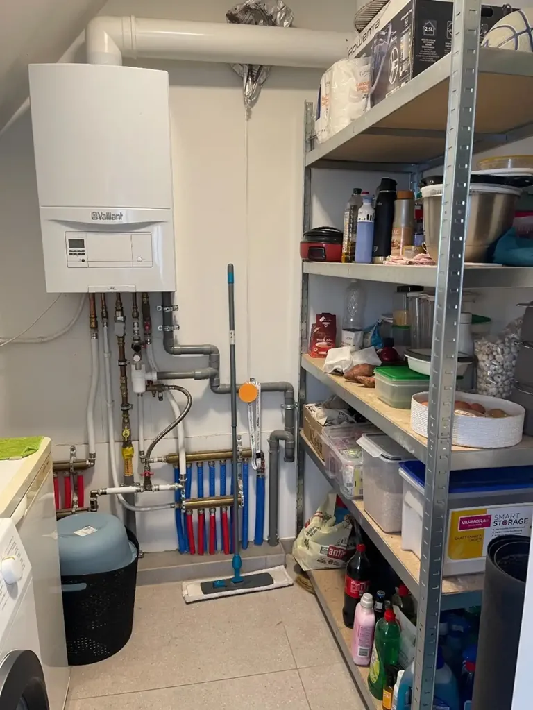 Utility Room - Apartment with Two Terraces in Kuurne