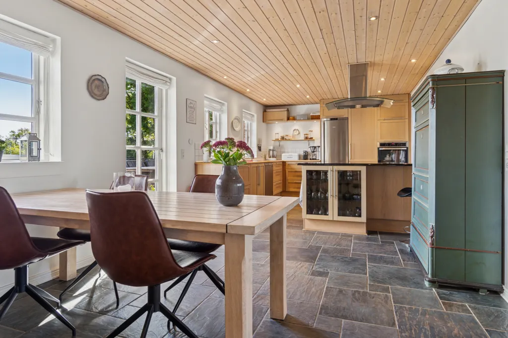 Salle à manger - Renovated Farmhouse with Open Fields in Låstrup