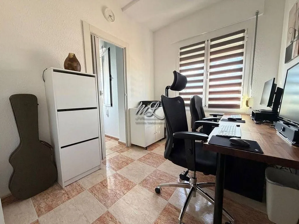 Kabinet - Spacious Apartment with Terrace in Sonseca