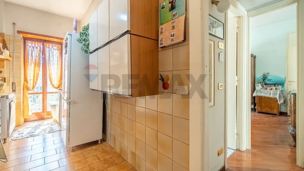 Cuisine - Furnished Apartment with Balcony in Rome