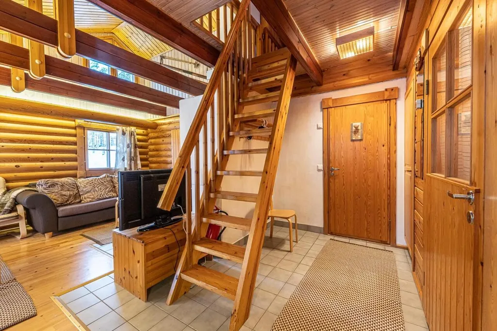 Esik - Cottage with Sauna in Äkäslompolo