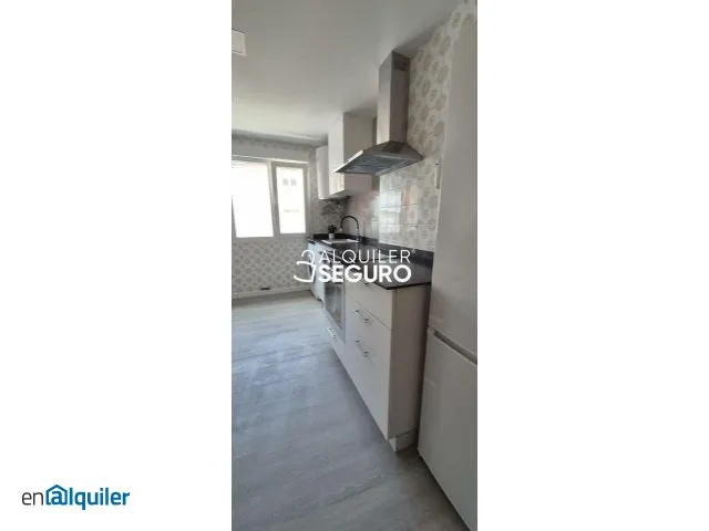 Twin-bedroom Flat in West District
