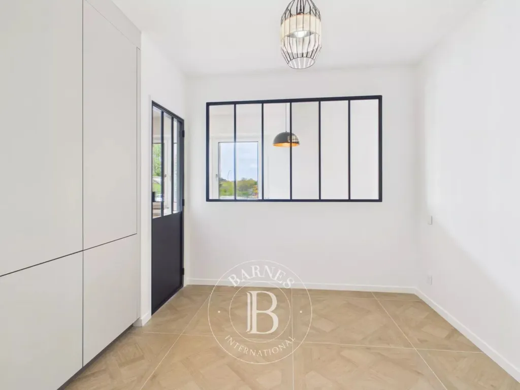 Pièces - Appartement 1 Chambre avec Vue Dégagée à Kirchberg