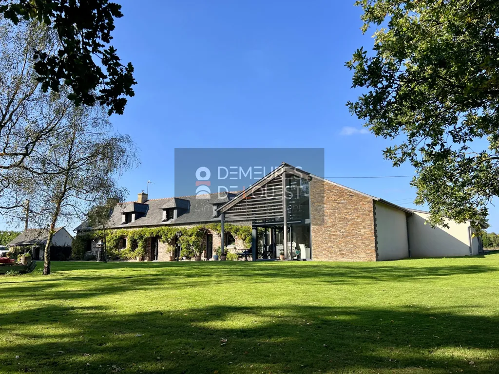 Esterno - Character House with Indoor Pool in Saint-Gonlay