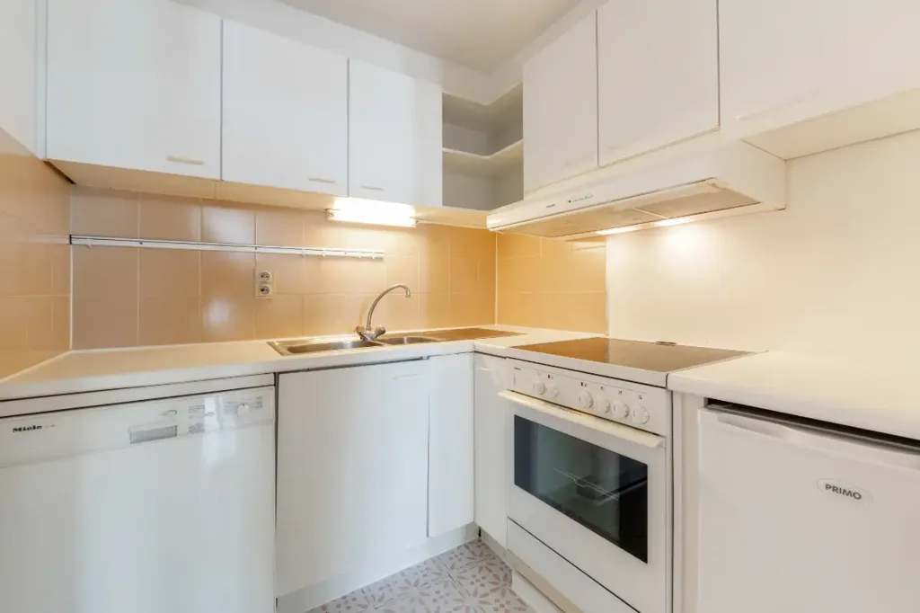 Cuisine - Appartement avec Balcon Sud-Ouest à Bruxelles
