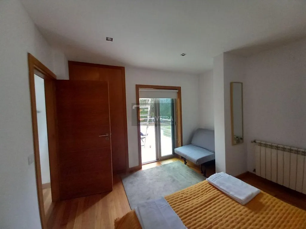 Bedrooms - Contemporary House with Pool in Viana do Castelo