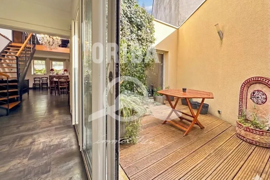 Terrass - Characterful Villa with Patio in Nantes