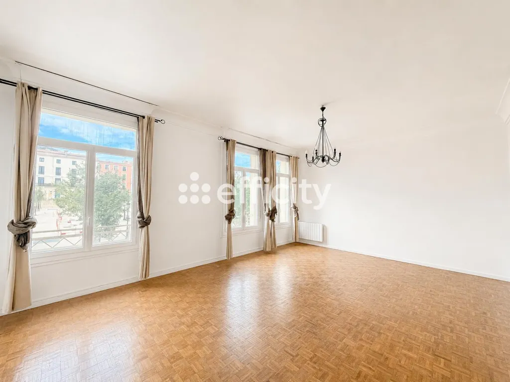 Séjour - Appartement de Caractère avec Vue Mont Saint-Clair à Sète