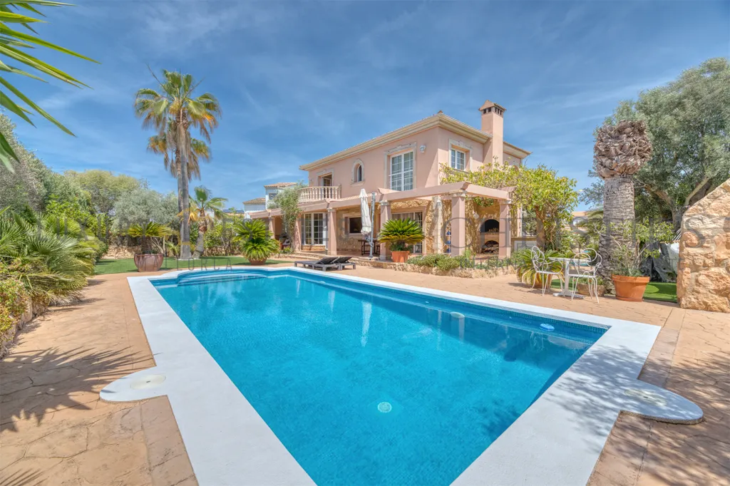 Piscina - Mediterranean Villa with Pool in Sa Torre, Mallorca