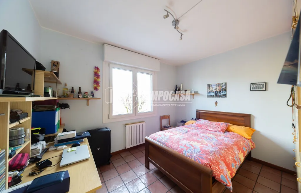 Chambres - Spacious Apartment with Balcony in Barzago