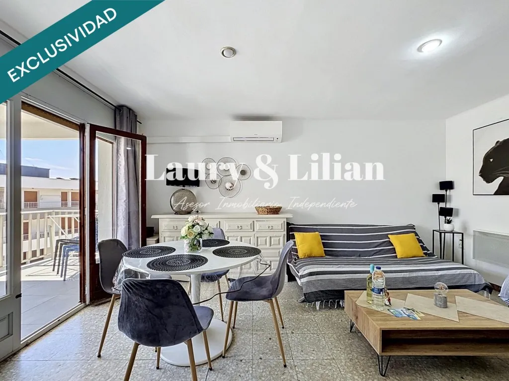Séjour - Apartment with Sea View in Santa Margarida
