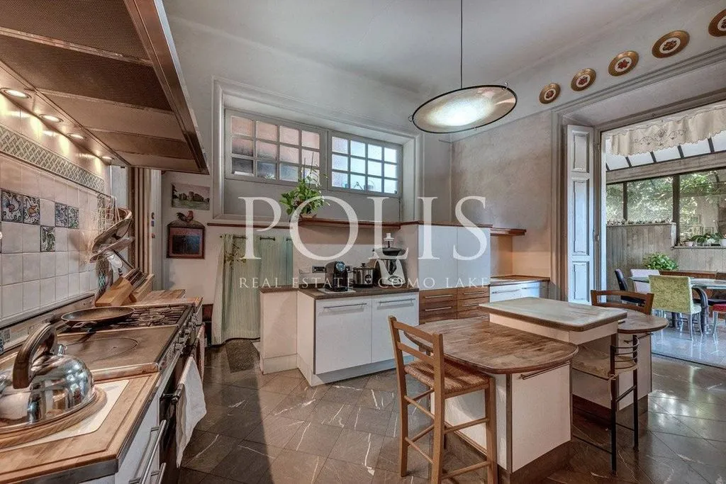 Köök - Historic Villa with Lakeside Views in Como