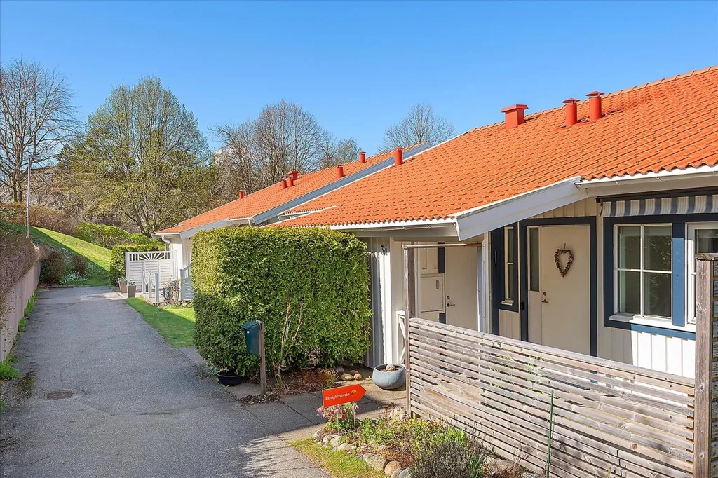 Välivaade - Apartment with Balcony in Central Strömstad