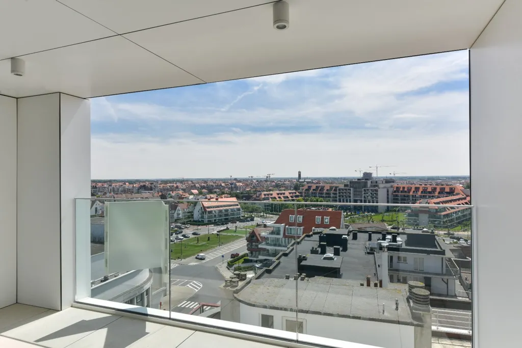 Rõdu - Corner Duplex with Sea Views in Luxurious Setting