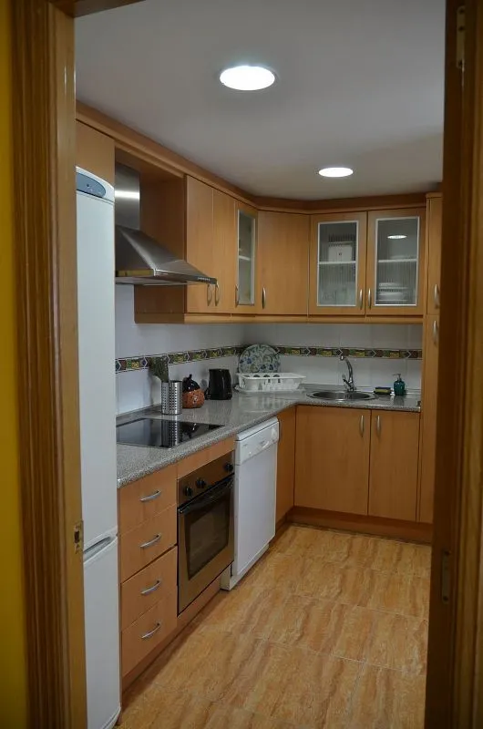 Cuisine - Furnished Flat with Air Conditioning in La Malvarrosa