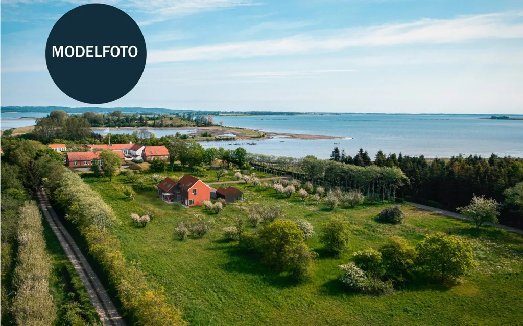 Õhuvaade - Detached House with Large Plot in Juelsminde