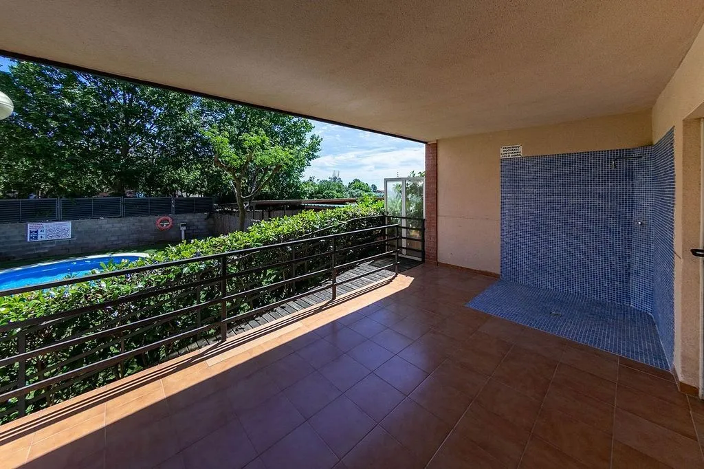 Terrasse - Apartment with Pool in Montbrió del Camp
